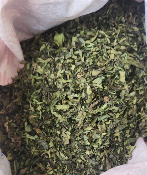 Atama Leaves
